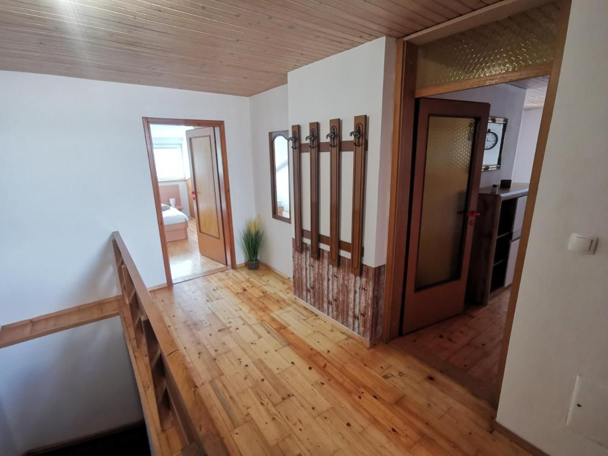 Apartment Lakebled With Casle Bled View Bagian luar foto